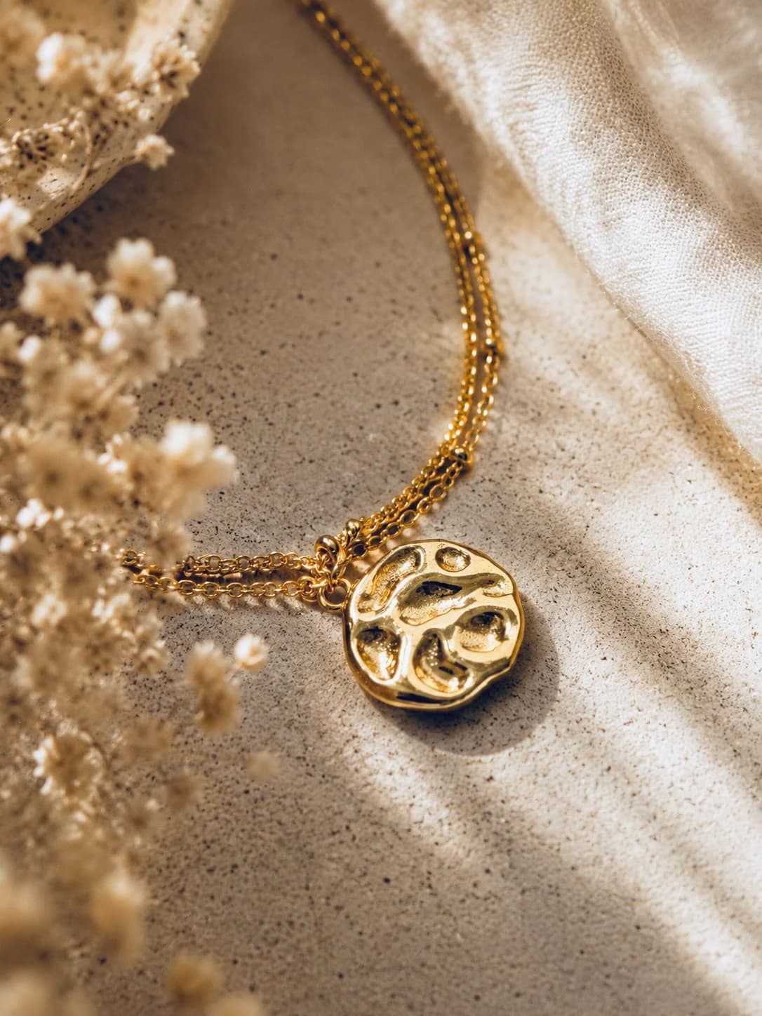 Lumen Tide Hammered Coin Bracelet, Image 5 of 6